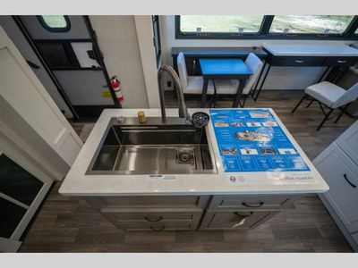 2025 Jayco North Point - Photo 15