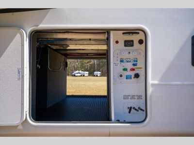 2025 Jayco North Point - Photo 23