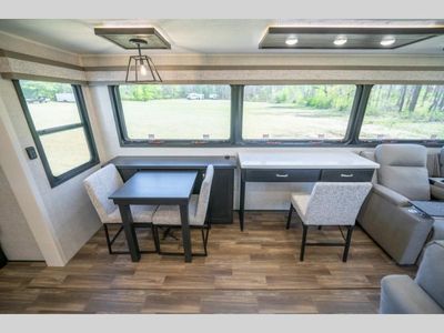 2025 Jayco North Point - Photo 12