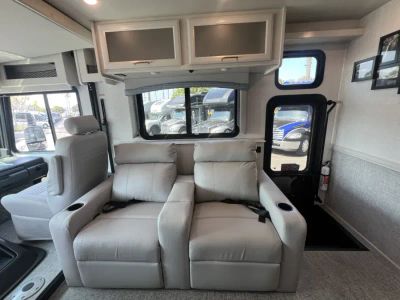 2026 Fleetwood FLAIR — photo 13 view