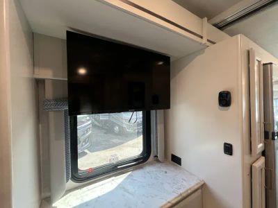 2026 Fleetwood FLAIR — photo 21 view
