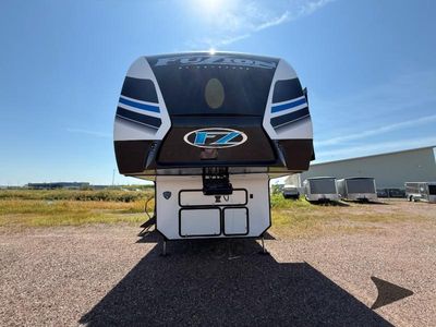 2023 Keystone RV Fuzion - Photo 2