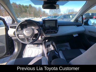 2025 Toyota Corolla LE - Photo 14