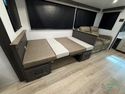 2026 Forest River RV Rockwood Ultra Lite — photo 43 view