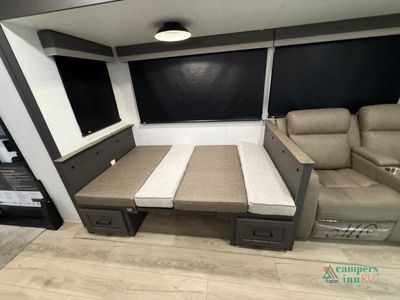 2026 Forest River RV Rockwood Ultra Lite — photo 42 view