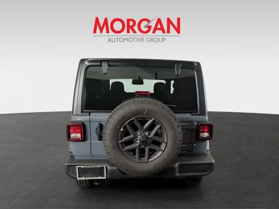 2026 Jeep Wrangler — photo 7 view