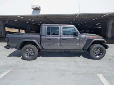 2026 Jeep Gladiator — side profile view
