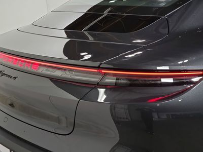 2026 Porsche Taycan - Photo 30