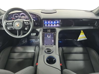 2026 Porsche Taycan - Photo 13