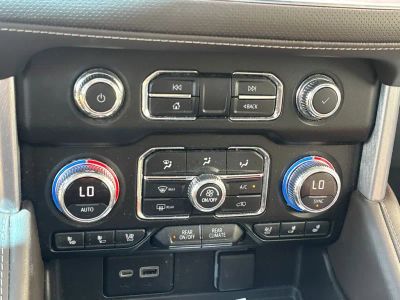 2022 GMC Yukon XL - Photo 14
