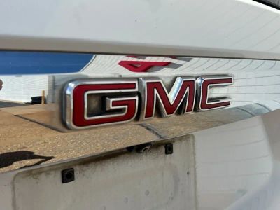 2022 GMC Yukon XL - Photo 37