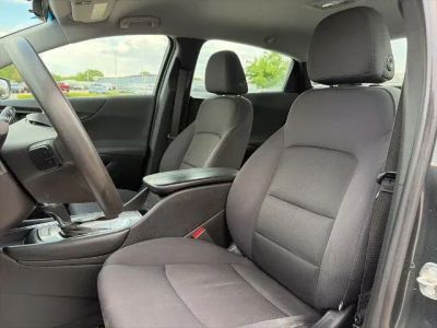 2016 Chevrolet Malibu - Photo 42