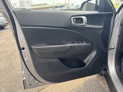 2024 Hyundai Venue - Photo 12