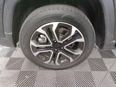 2023 Jeep Compass — photo 10 view