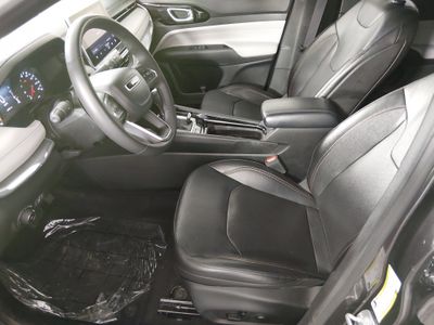 2023 Jeep Compass — photo 18 view