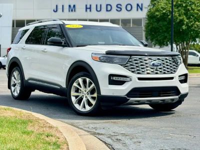 2022 Ford Explorer - Photo 2
