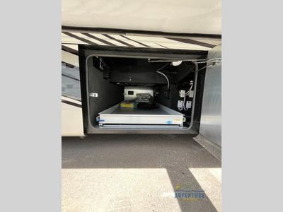 2026 Tiffin Motorhomes Phaeton CH - Photo 8