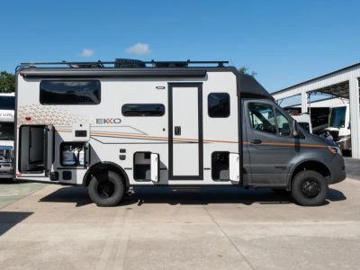 2026 Winnebago EKKO - Photo 21