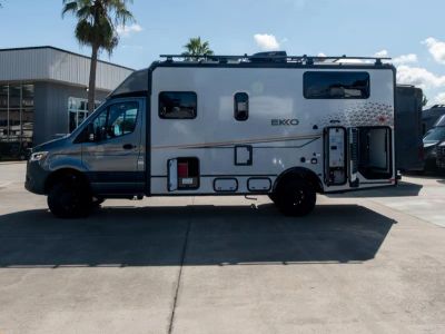 2026 Winnebago EKKO - Photo 19