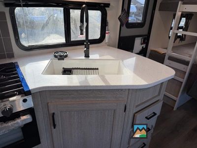 2026 Coachmen RV Catalina Legacy - Photo 12