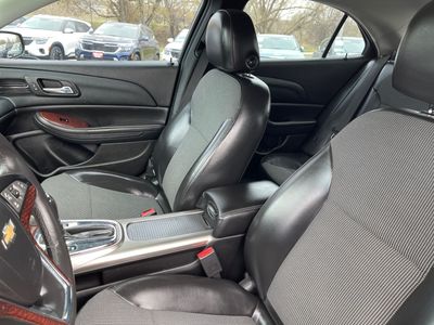 2013 Chevrolet Malibu — photo 9 view