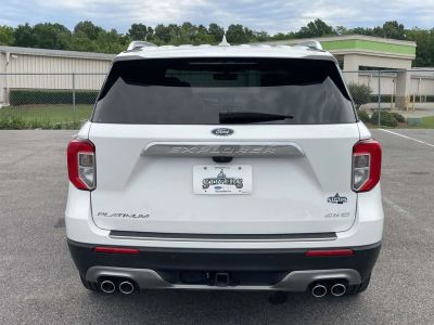2023 Ford Explorer - Photo 4