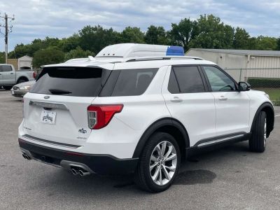 2023 Ford Explorer - Photo 3