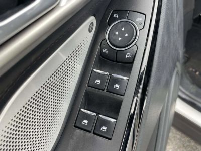 2023 Ford Explorer - Photo 16