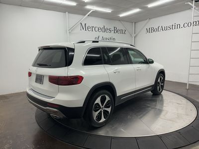 2026 Mercedes-Benz GLB — photo 7 view