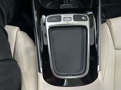 2026 Mercedes-Benz GLB — photo 18 view