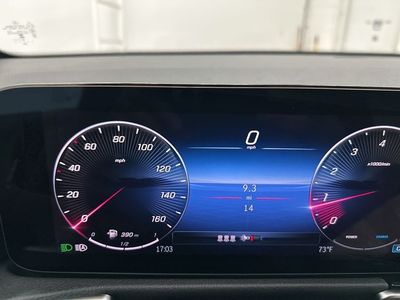 2026 Mercedes-Benz GLB — photo 12 view