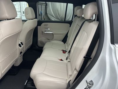 2026 Mercedes-Benz GLB — photo 24 view