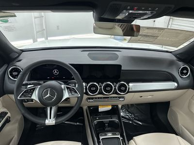 2026 Mercedes-Benz GLB — photo 22 view