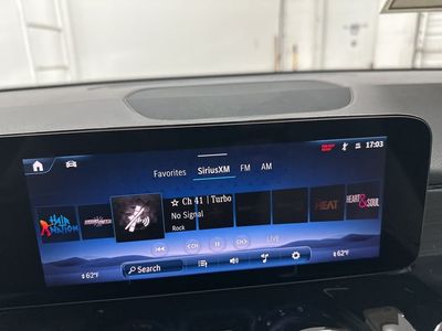 2026 Mercedes-Benz GLB — photo 14 view