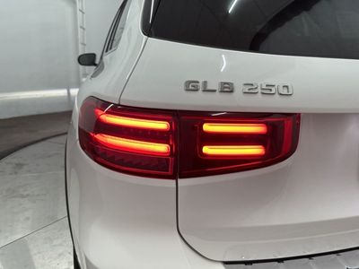 2026 Mercedes-Benz GLB — photo 30 view