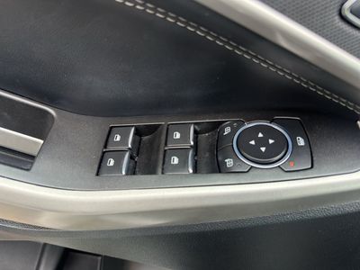 2022 Ford Explorer - Photo 22