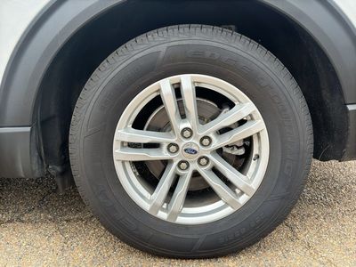 2022 Ford Explorer - Photo 11