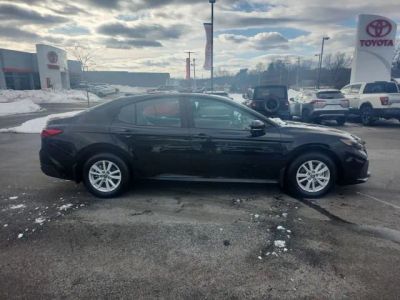 2026 Toyota Camry XSE - Photo 3