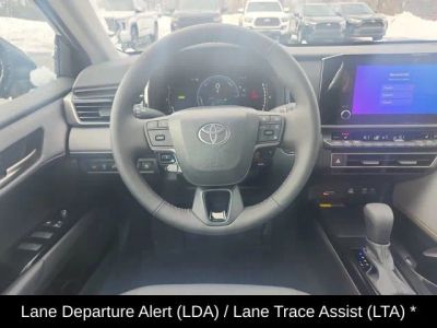 2026 Toyota Camry XSE - Photo 17