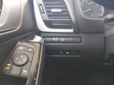 2025 Nissan Rogue - Photo 13
