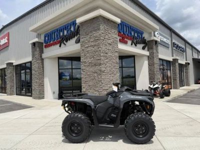 2026 Can-Am® Outlander DPS 700 — front three-quarter view