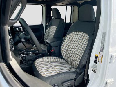 2026 Jeep Gladiator — photo 21 view
