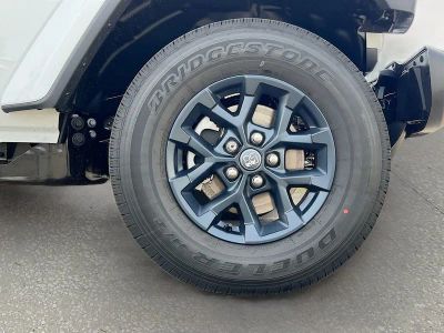 2026 Jeep Gladiator — photo 29 view