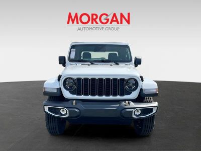 2026 Jeep Gladiator — side profile view