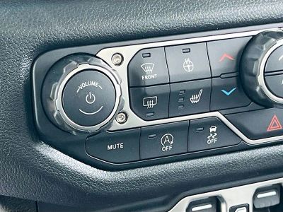 2026 Jeep Gladiator — photo 20 view