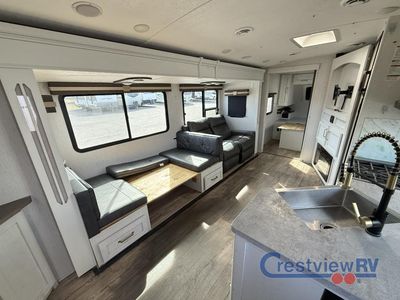 2022 Dutchmen RV Astoria - Photo 4