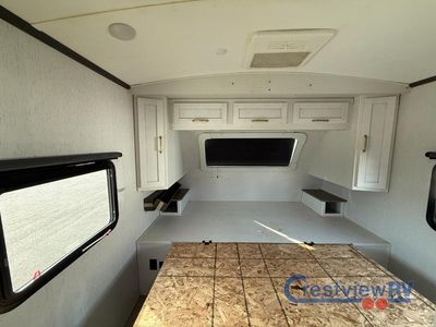 2022 Dutchmen RV Astoria - Photo 16