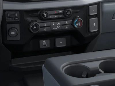 2026 Ford Chassis Cab - Photo 15