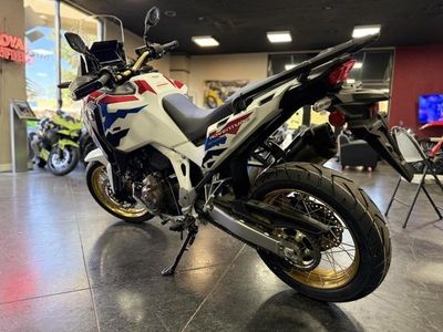 2025 Honda Africa Twin Adventure Sports ES - Photo 8