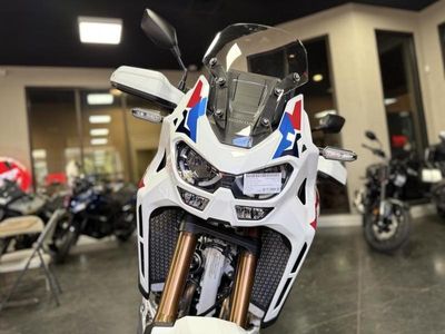 2025 Honda Africa Twin Adventure Sports ES - Photo 5